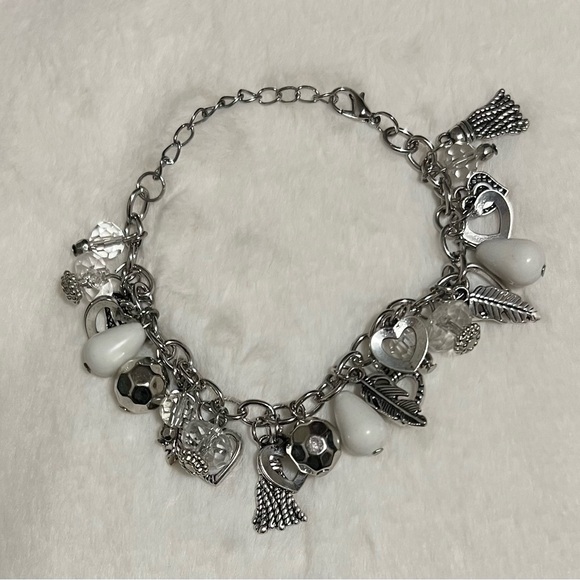 Paparazzi Charmingly Romantic White Bracelet - Picture 2 of 2
